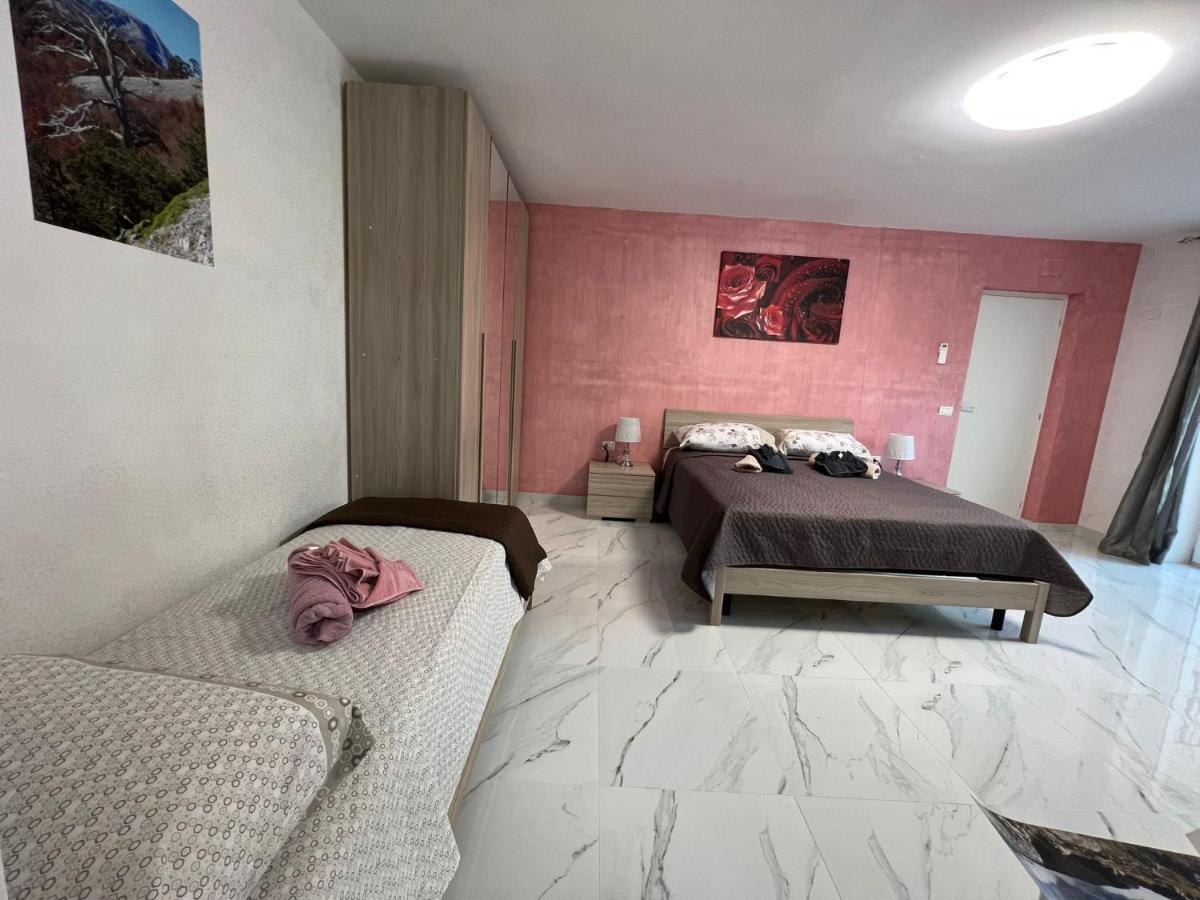 L'Oasi Del Raganello Bed & Breakfast Civita Bagian luar foto
