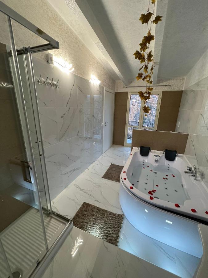 L'Oasi Del Raganello Bed & Breakfast Civita Bagian luar foto